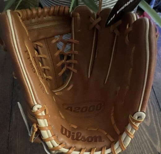 Wilson A2000 RH Infield Baseball Glove 11.5" (New)