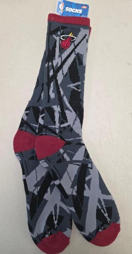 ST13 Mens NBA MIAMI HEAT Crew Socks Lot of 1 Pair LARGE New