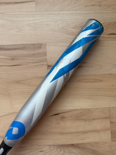 Demarini CF Zen 30/19 (-11) Fastpitch Softball Bat