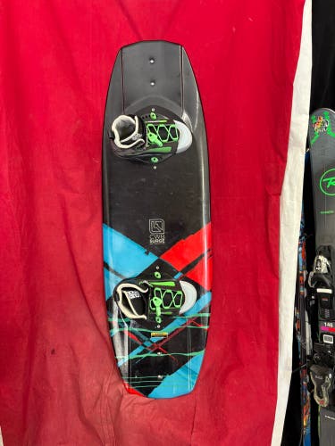 Wakeboard: CWB Surge 125cm Wakeboard
Bindings: Optima Bindings 
Size: youth 4-6
New