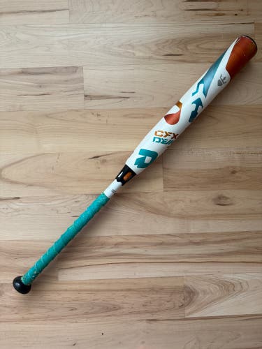 DeMarini CFX 30/19 (-11) Fastpitch Softball Bat