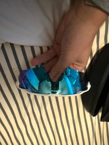 Blue Unisex Adult One Size Fits All Adult Unisex Oakley Sunglasses (Used)