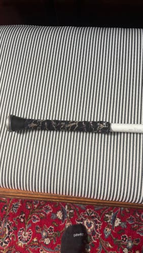2022 Senior Louisville Slugger TPS Bat (-8) 26 oz 34" (Used)