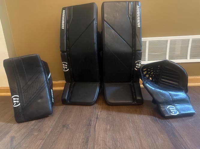 26" Warrior Ritual G7 Regular Goalie Full Set (Used)