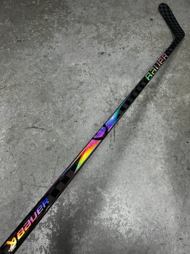 77 Flex P92M Senior Bauer Proto2 Left Hand Hockey Stick (Used) Pro Stock