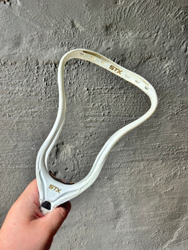 STX Stallion 700 Unstrung Head (Used)
