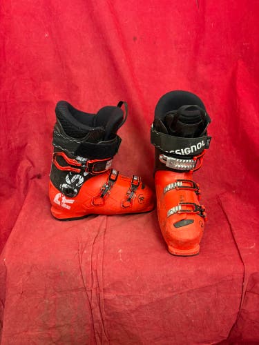 Ski Boots: Mondo 25 & 25.5 Unisex Rossignol All Mountain Ski Boots (Used)