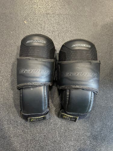 Junior Bauer Supreme Goalie Knee Pads