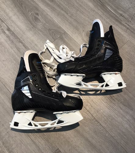 True Pro Custom Hockey Skates w/ CCM 255mm Runner Pro Stock Size 6.5 (New)