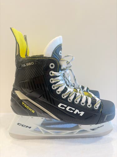 CCM Tacks AS560 Hockey Skates Regular Width 10 (New)