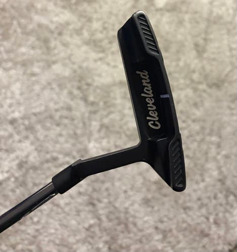 Unisex 2024 Cleveland Blade Frontline Elite 1.0 Right Handed Putter 35" (Used)