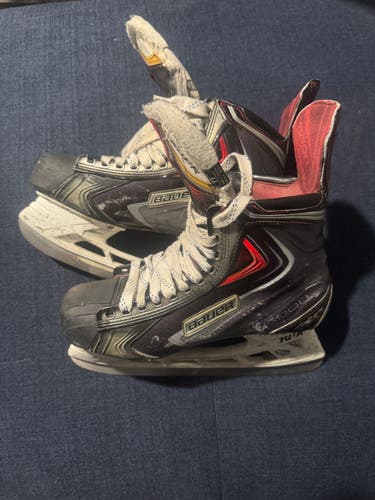 Bauer Vapor APX2 Size 11 EE Skates