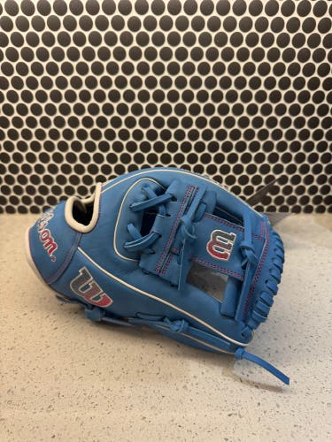 Wilson A1000 RH Infield Baseball Glove 11.5" (New)