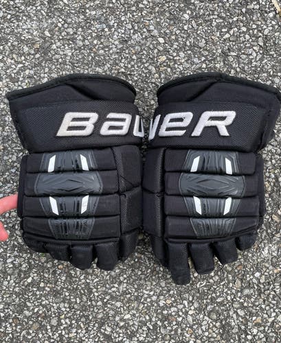 Bauer 4-Roll Pro Gloves 14" (Used)