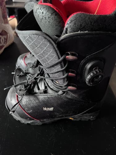 Size M 8.5 (W 9.5) K2 Snowboard Boots (Used)