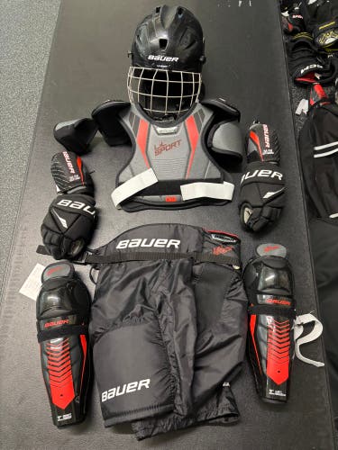 Youth Medium Bauer Starter Kit (Bag Included)