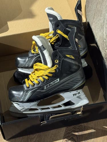 Bauer Supreme S160 Hockey Skates Regular Width 9.5 (Used)