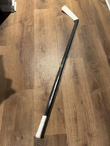 Reebok 25K Hockey Stick - Left - Intermediate 65 Flex - P38 Datsyuk