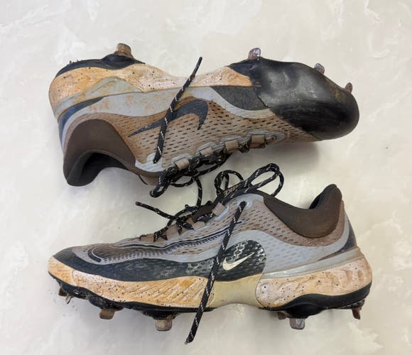 Gray Men's Size M 11.5 (W 12.5) Nike Nike alpha huarache elite 4 (Used)