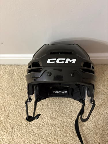 Medium CCM Tacks 720 Helmet (Used)