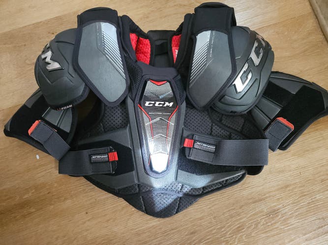 Medium Senior CCM JetSpeed FT1 Pro Shoulder Pads (Used)