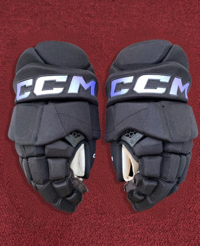 13” CCM HGPTKXF (XF Pro) Black Pro Stock Gloves *Read Full Description*