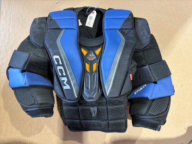 Intermediate Large CCM EFlex 6 Goalie Chest Protector (Used)