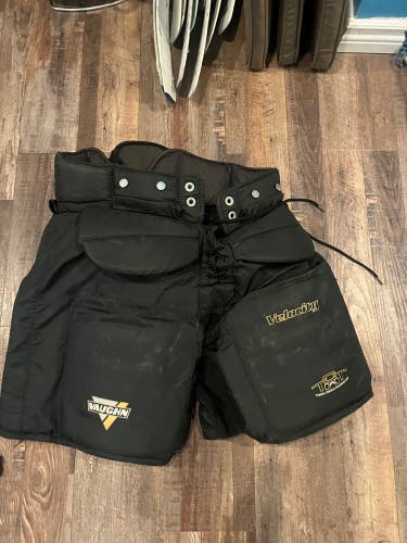 Senior Large Vaughn Velocity 7000 Hockey Goalie Pants (Used)