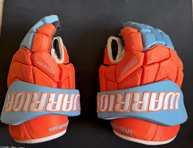 Warrior Covert Pro Hockey Gloves – Size 14 – Little Caesars AAA Team Issued