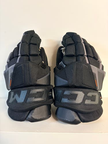 CCM Tacks XF Pro Gloves 14" (Used)