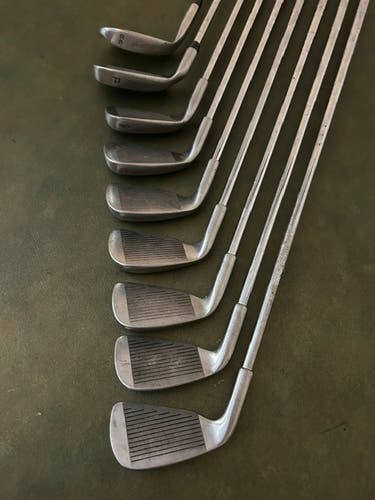 Men's Arnold Palmer Right-Handed Iron Set Regular Flex (9 Clubs) #3 - #9, PW, SW (Used)