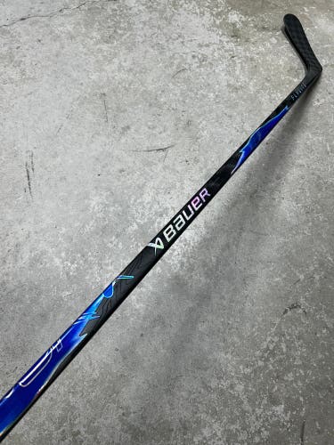 77 Flex P92 Senior Bauer Flylite Left Hand Hockey Stick Pro Stock (Used)
