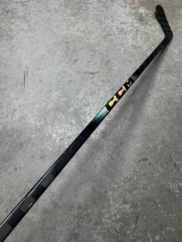 80 Flex P28 Senior CCM Trigger 10 Pro Left Hand Hockey Stick Pro Stock (Used)