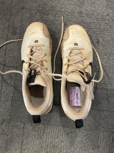 Used Nike TROUT BB/SB Cleats White Youth 08.0 11614-S000245213