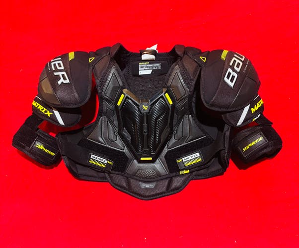 Bauer Supreme Matrix Shoulder Pads Size Intermediate Medium