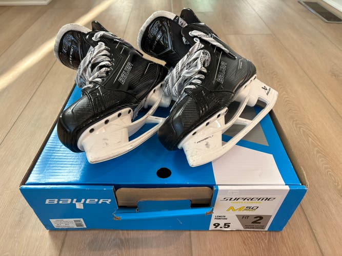 2024 Bauer Supreme M50 Pro Hockey Skates 9.5 (Used)