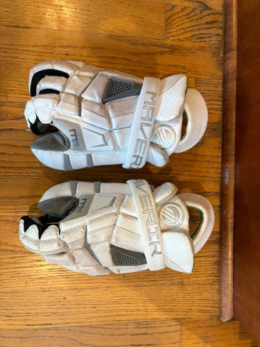 Maverik M5 Lacrosse Gloves (Used)