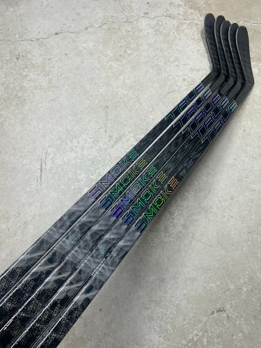 5 PACK 70 Flex P28 True Hzrdus Smoke Senior Left Hand Hockey Stick Pro Stock (New)