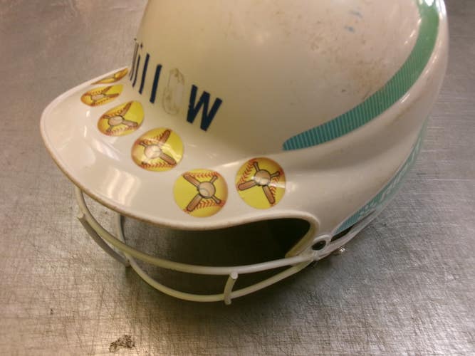 Used RIP-IT HELMET W/ MASK Batting Helmet w/Mask White SM 11339-S000207452