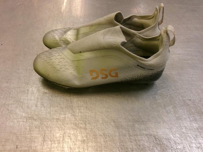 Used Dsg Soccer Cleats Grey Junior 04 11339-S000207450