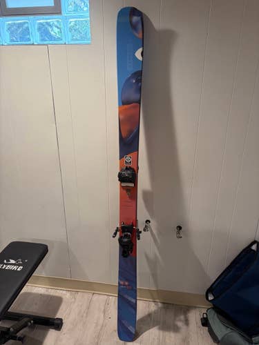 Men's 2024 Armada 186 cm ARV 100 Skis With Bindings (Used)