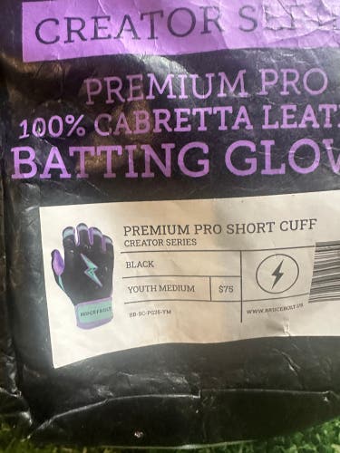 Youth Perfect Game Edition Bruce Bolt Medium Batting Gloves (Used)