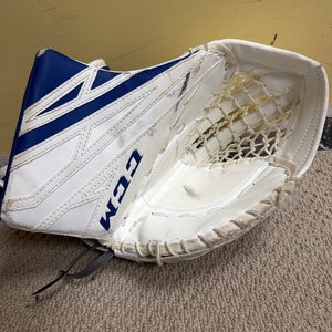 CCM Extreme Flex E4.5 Regular (Used)
