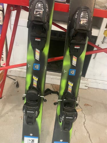 K2 Mindbender 149 cm All Mountain Skis With Bindings Max Din 10 (Used)