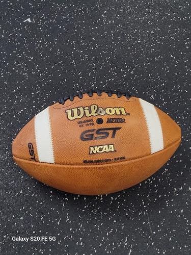 Used Wilson Official Football 11849-S000044897