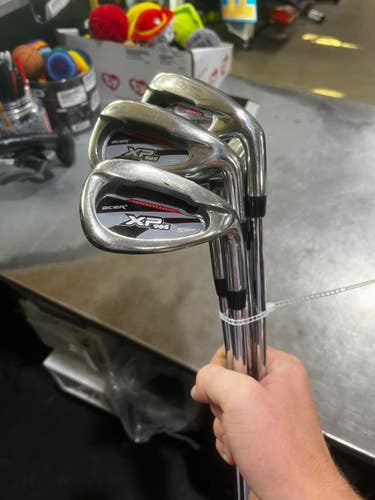 Used Right Handed Men's Regular Flex Iron Set