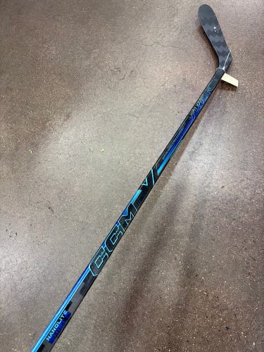 Junior CCM Vizion Hockey Stick Left Hand P28 30 Flex (Used)