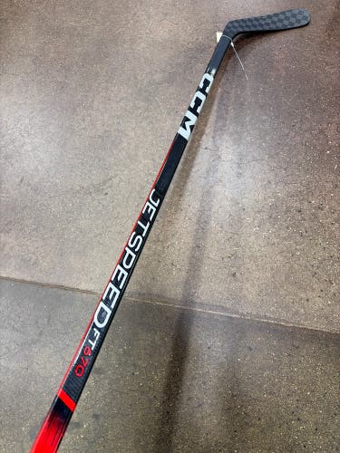 Senior CCM JetSpeed FT670 Hockey Stick Right Handed P29 75 Flex (Used)
