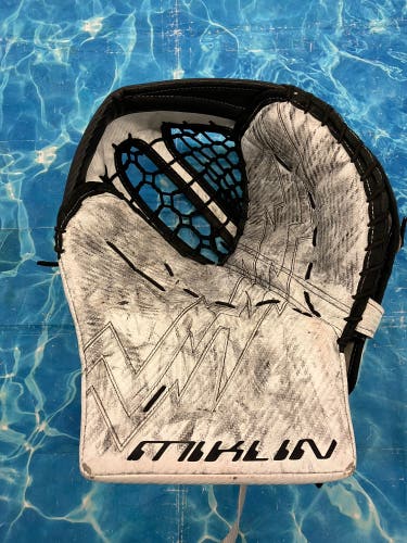 Senior MIKLIN Razor Pro Goalie Glove | Regular (Used)
