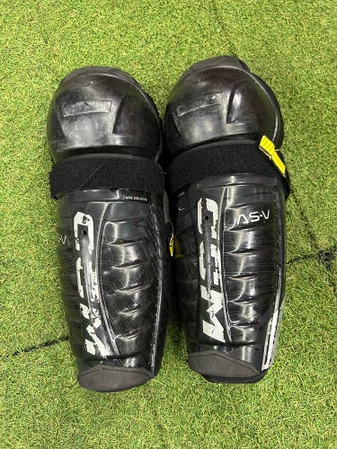 Junior CCM Tacks AS-V Pro Shin Pads 13" (Used)